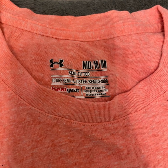 Bundle of 3 Under Armour gym shirts - Picture 6 of 10